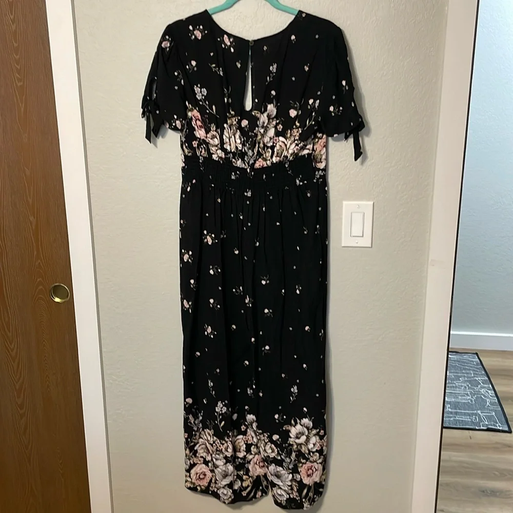 Xhilaration Floral Jumpsuit - Picture 5 of 5